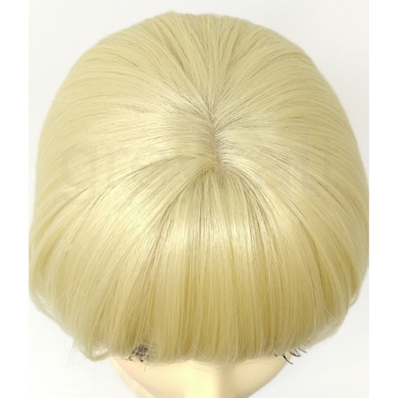 Light blonde heat safe long straight wig 17\